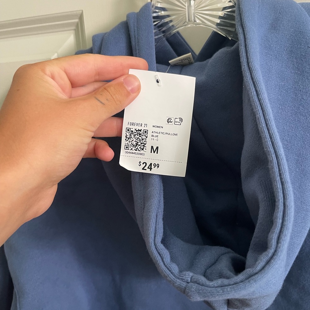 ON HOLD 🚫 Forever 21 Blue Cropped Hoodie - Picture 4 of 4